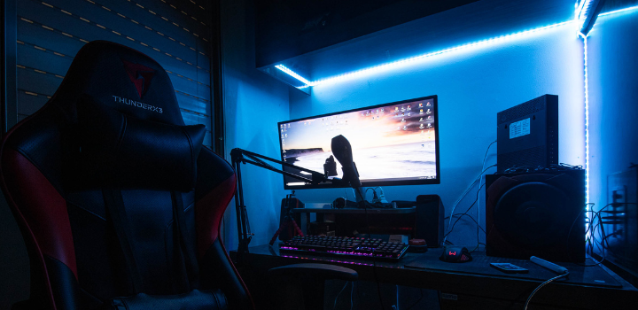 Lutein and Zeaxanthin: The must-have natural supplements to protect eyes from blue light emitted by digital devices